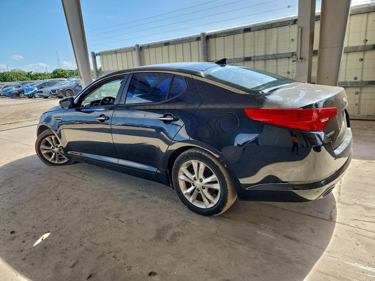 2013 KIA OPTIMA photo 2