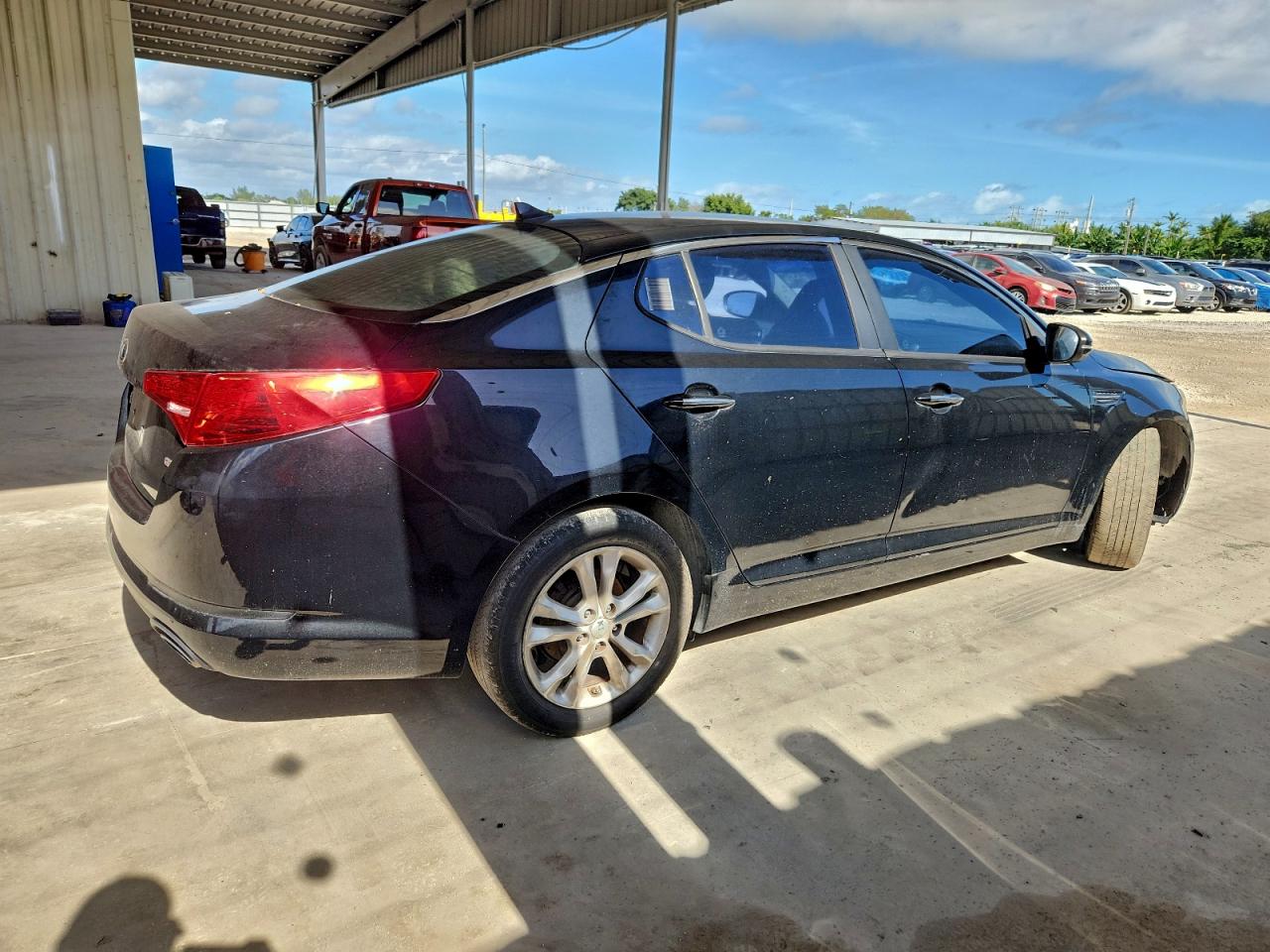 2013 KIA OPTIMA photo 3