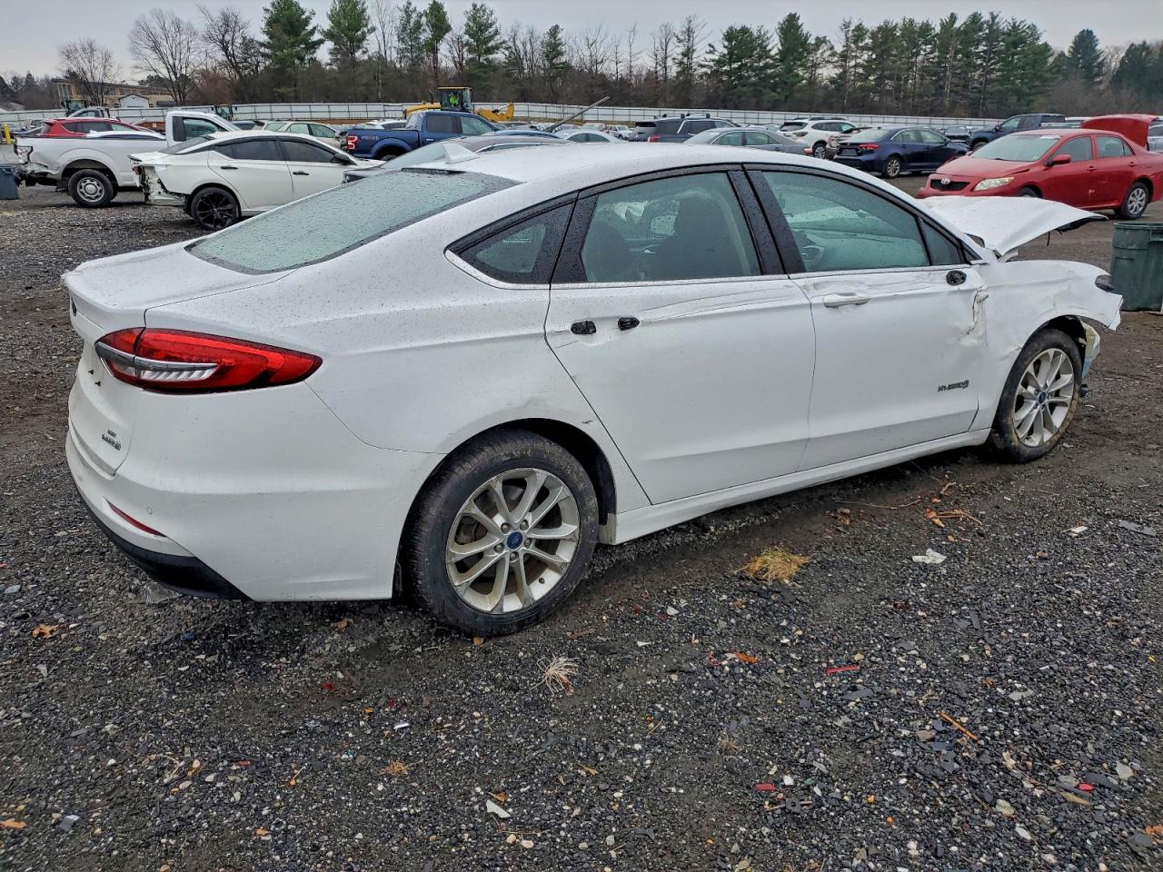 2019 FORD FUSION SE photo 5