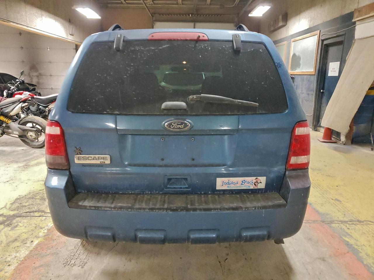 2010 FORD ESCAPE XLT photo 11
