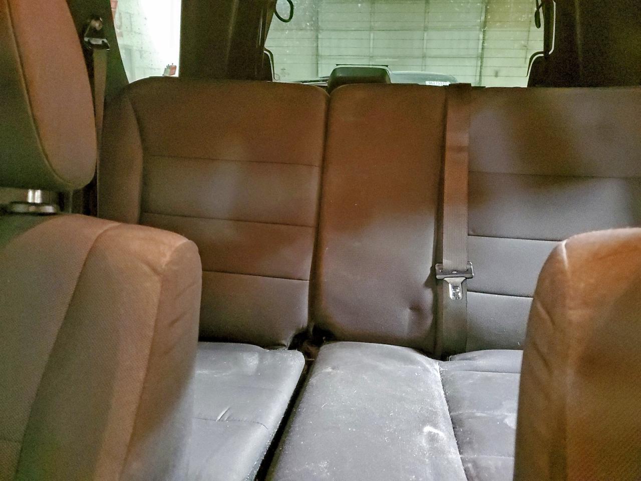 2010 FORD ESCAPE XLT photo 19
