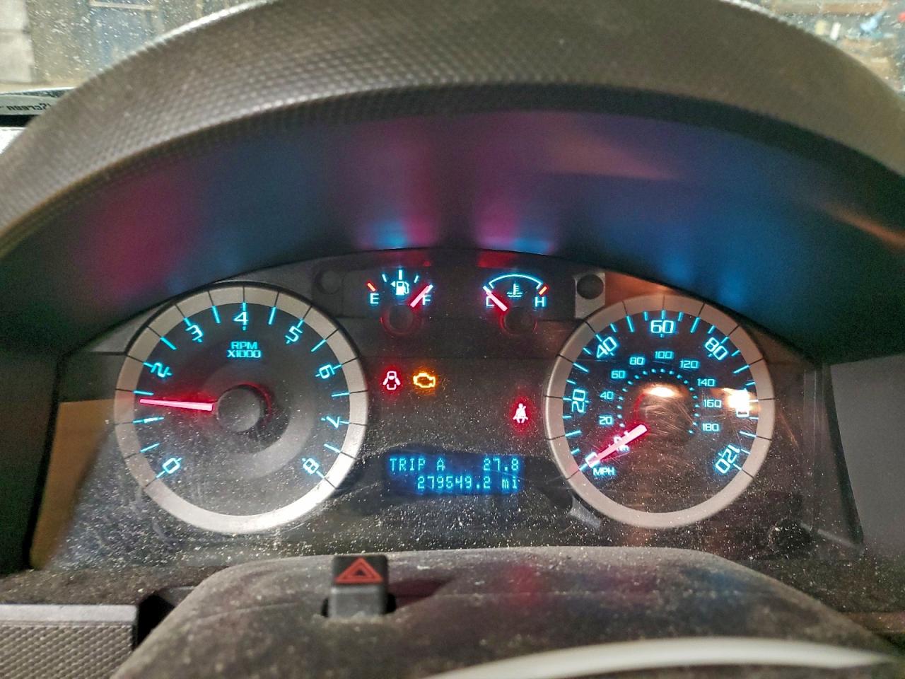 2010 FORD ESCAPE XLT photo 17