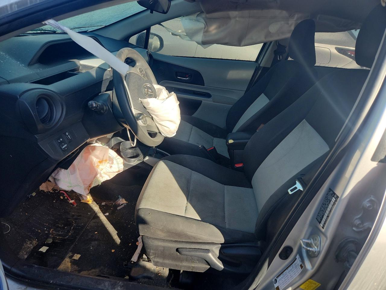 2012 TOYOTA PRIUS C photo 7