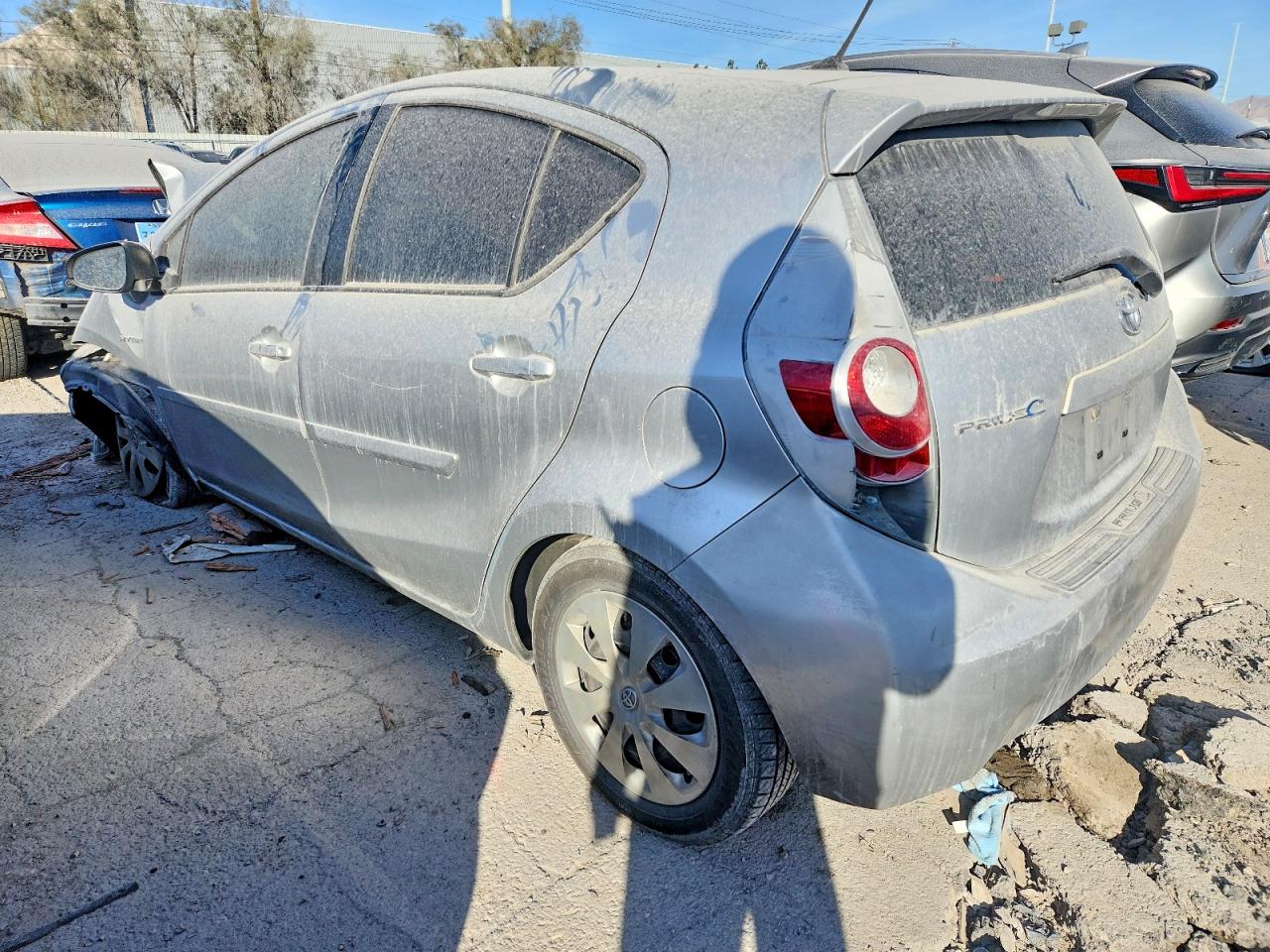 2012 TOYOTA PRIUS C photo 2