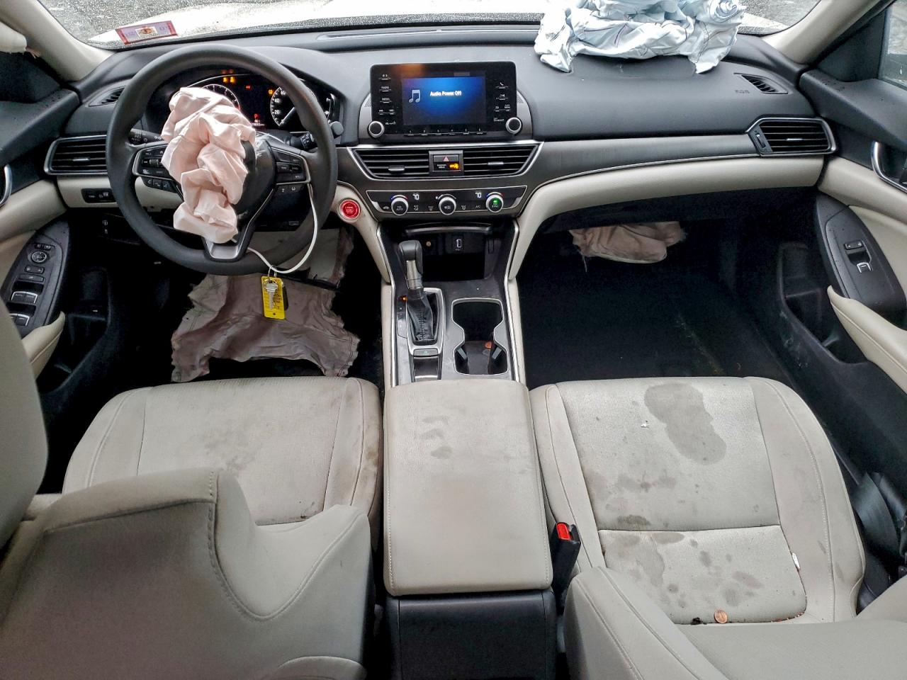 2018 HONDA ACCORD LX photo 8