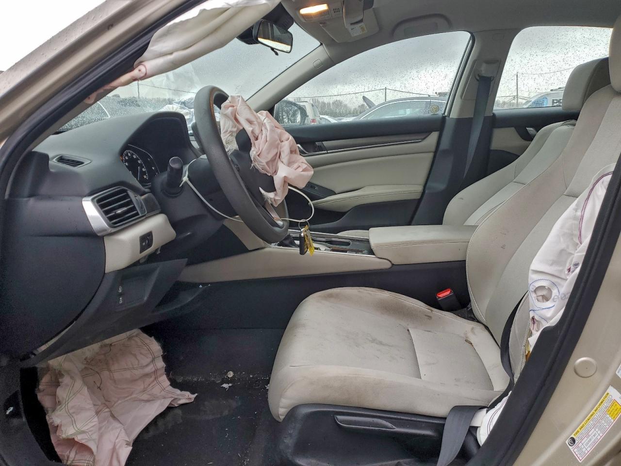 2018 HONDA ACCORD LX photo 7