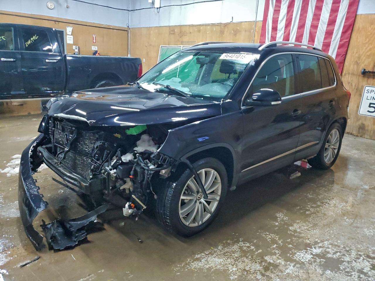 2013 VOLKSWAGEN TIGUAN