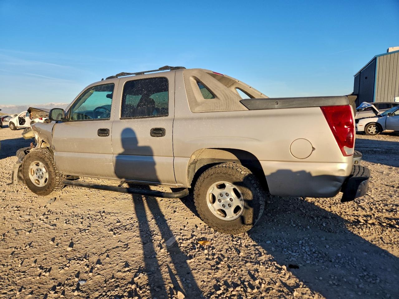 2006 CHEVROLET AVALANCHE C1500 photo 2