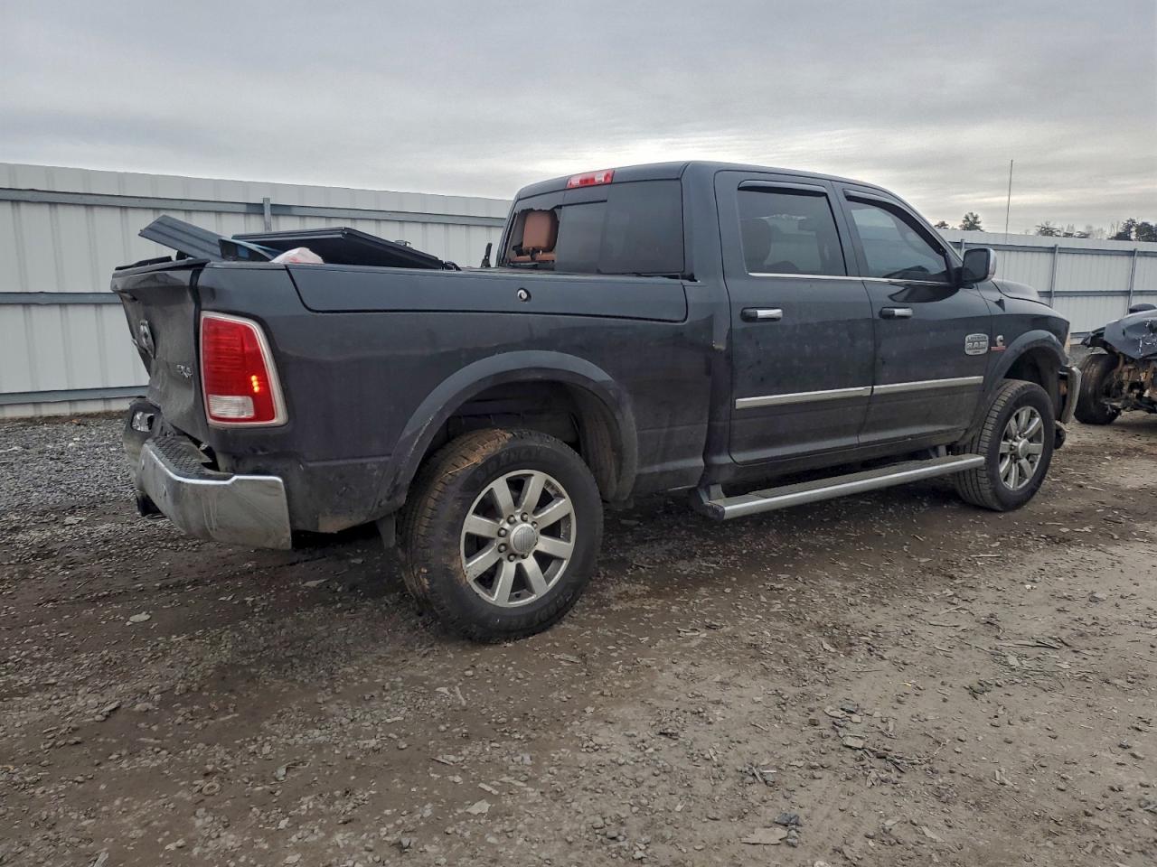 2018 RAM 2500 LONGHORN photo 3