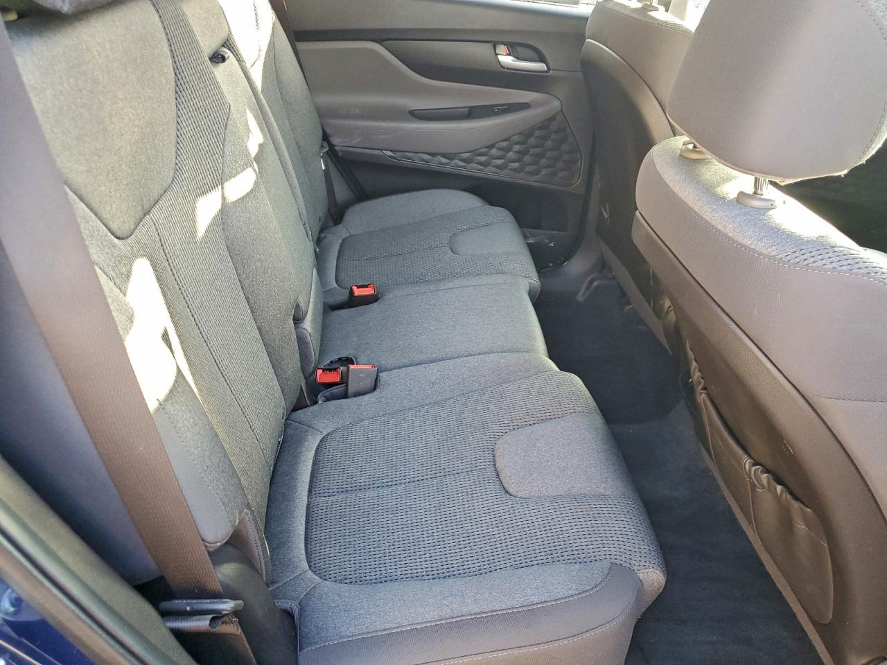 2019 HYUNDAI SANTA FE SE 2.4L photo 11