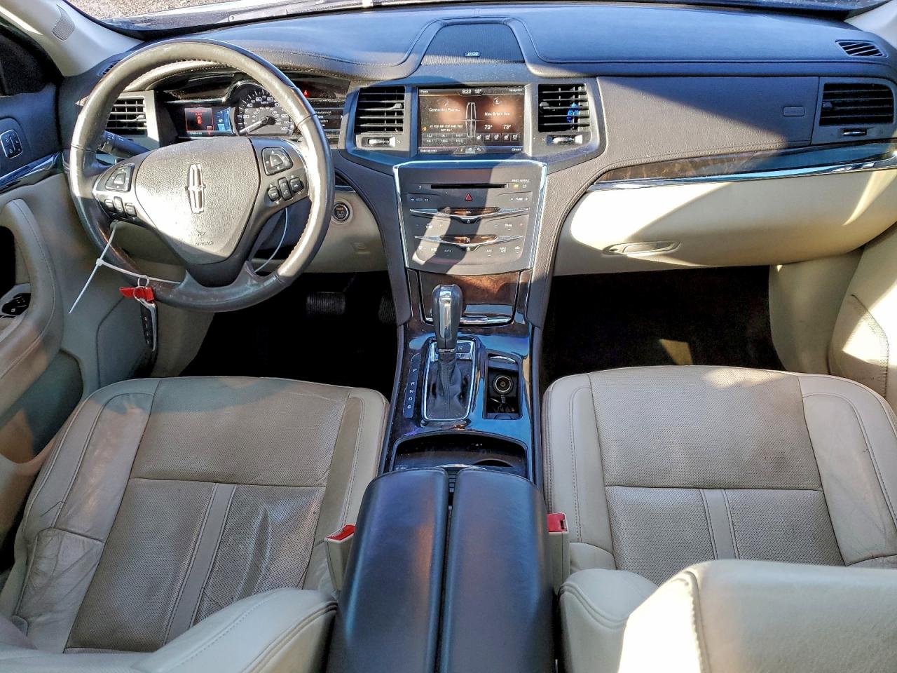 2013 LINCOLN MKS photo 8