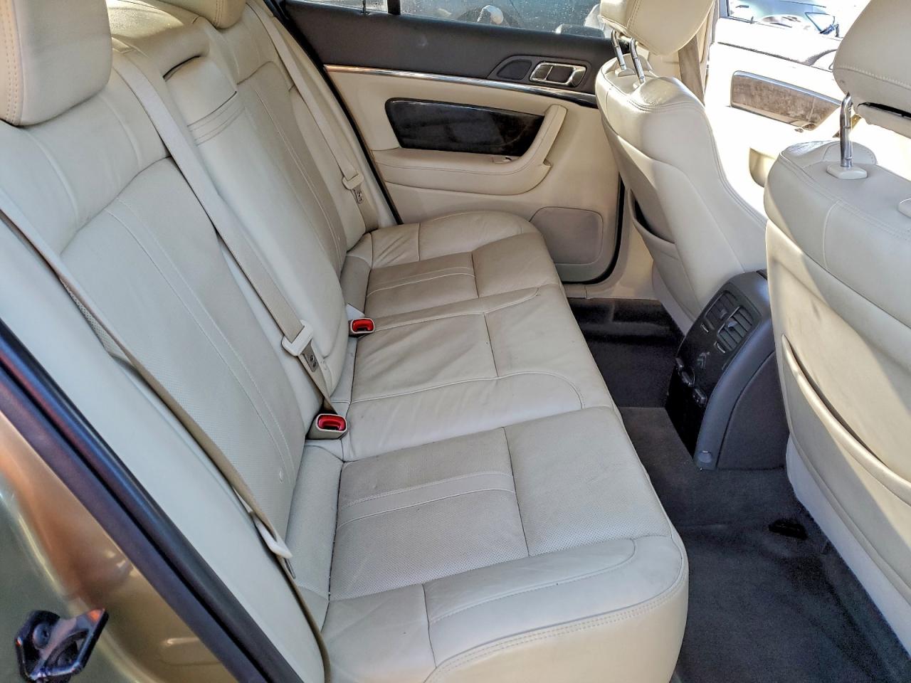 2013 LINCOLN MKS photo 10