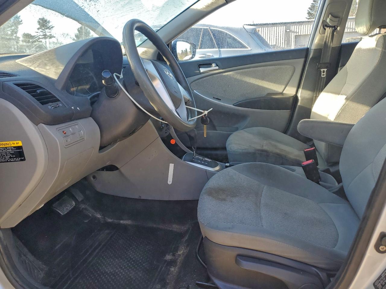2012 HYUNDAI ACCENT GLS photo 7
