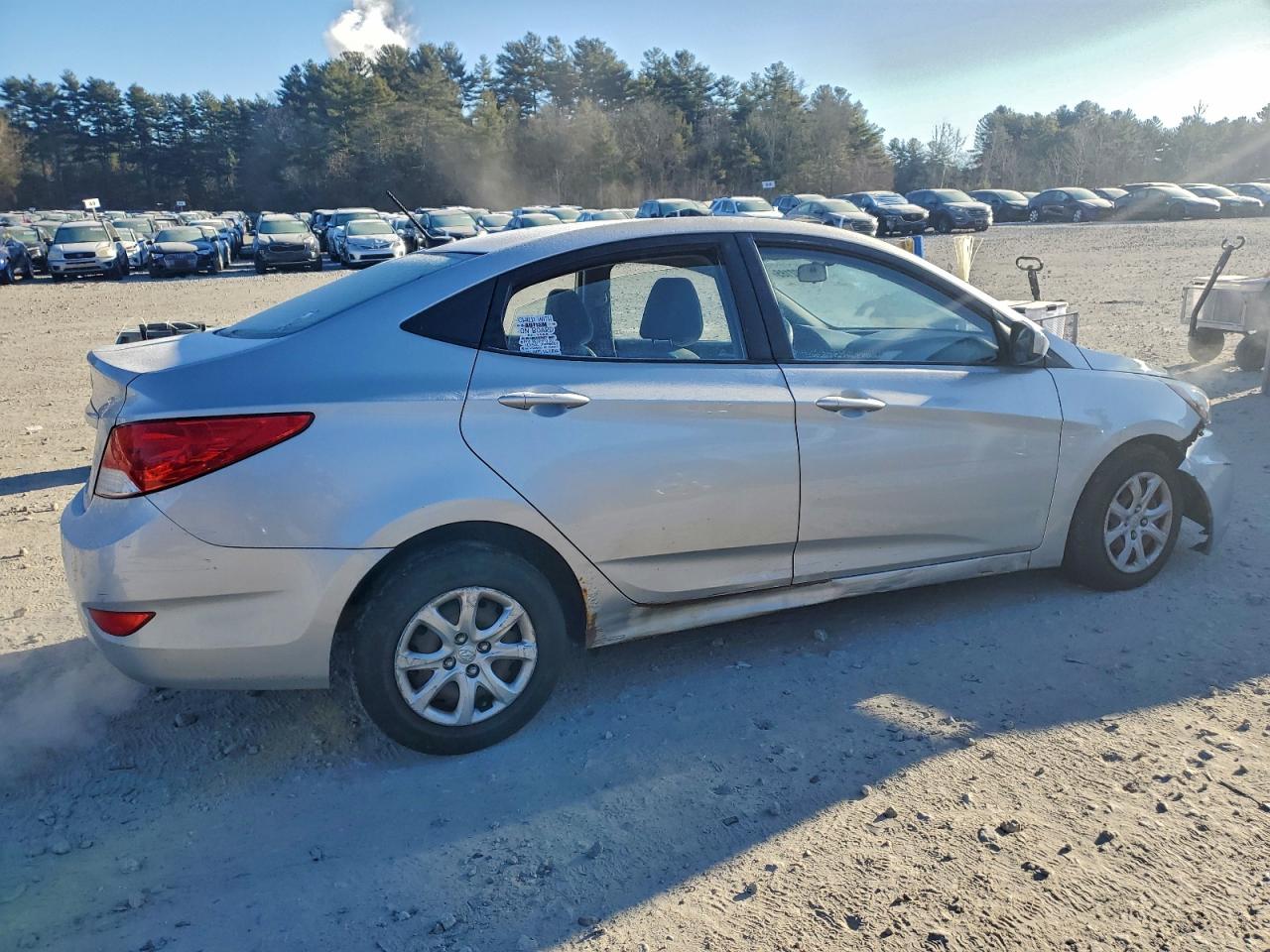 2012 HYUNDAI ACCENT GLS photo 3