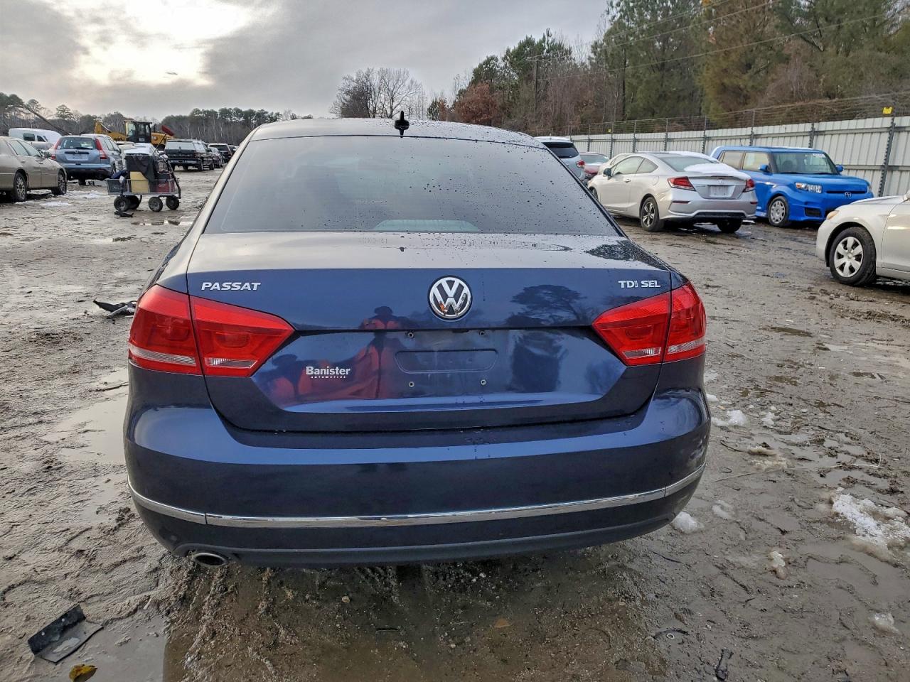 2015 VOLKSWAGEN PASSAT SEL photo 6