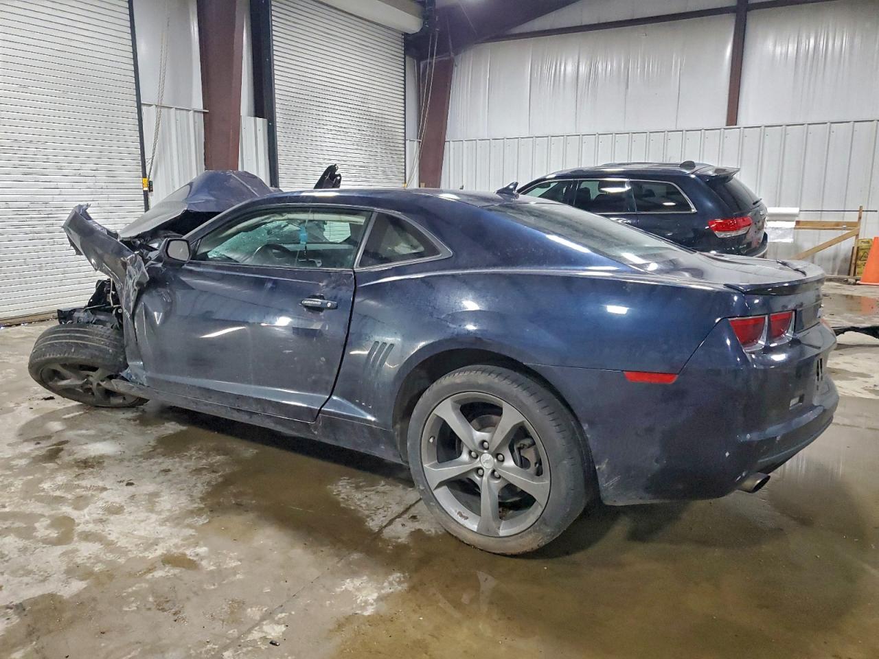 2013 CHEVROLET CAMARO LT photo 2