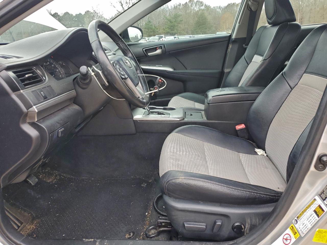 2013 TOYOTA CAMRY L photo 7