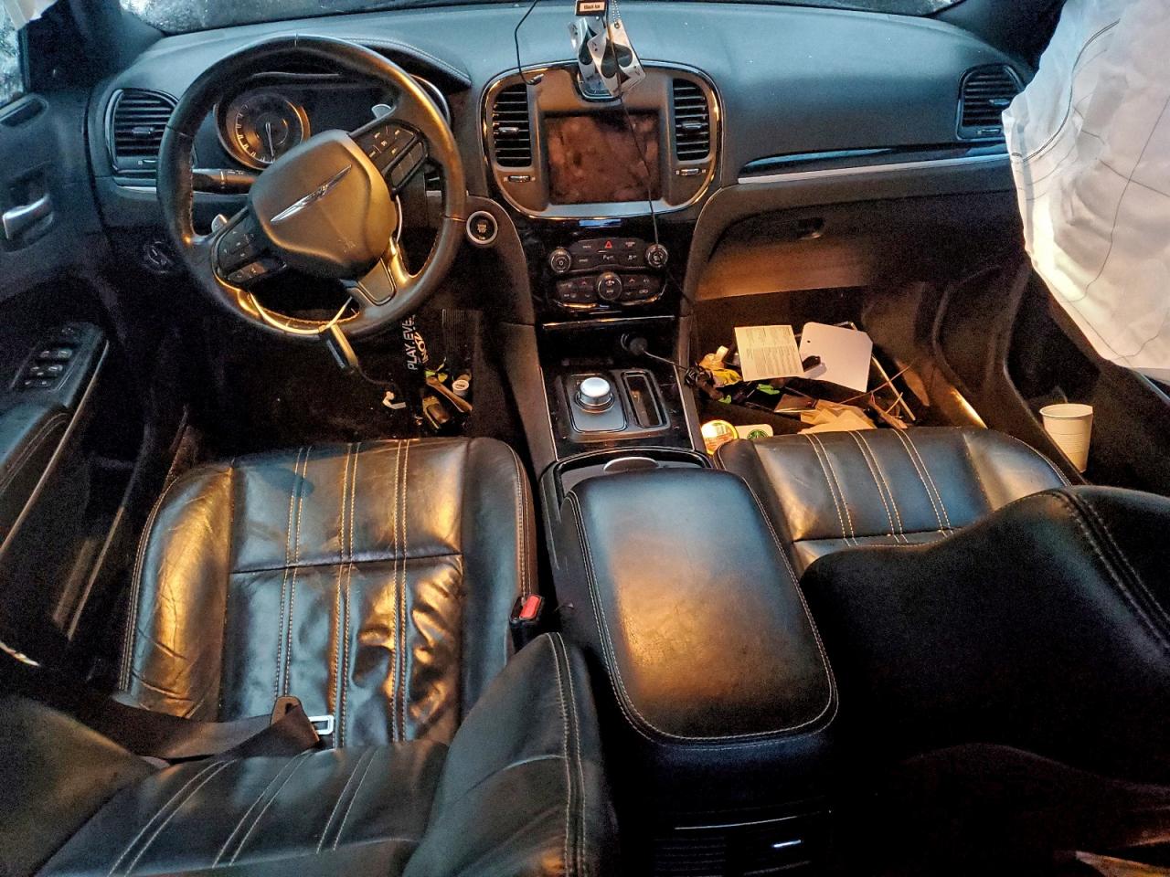 2021 CHRYSLER 300 S photo 8