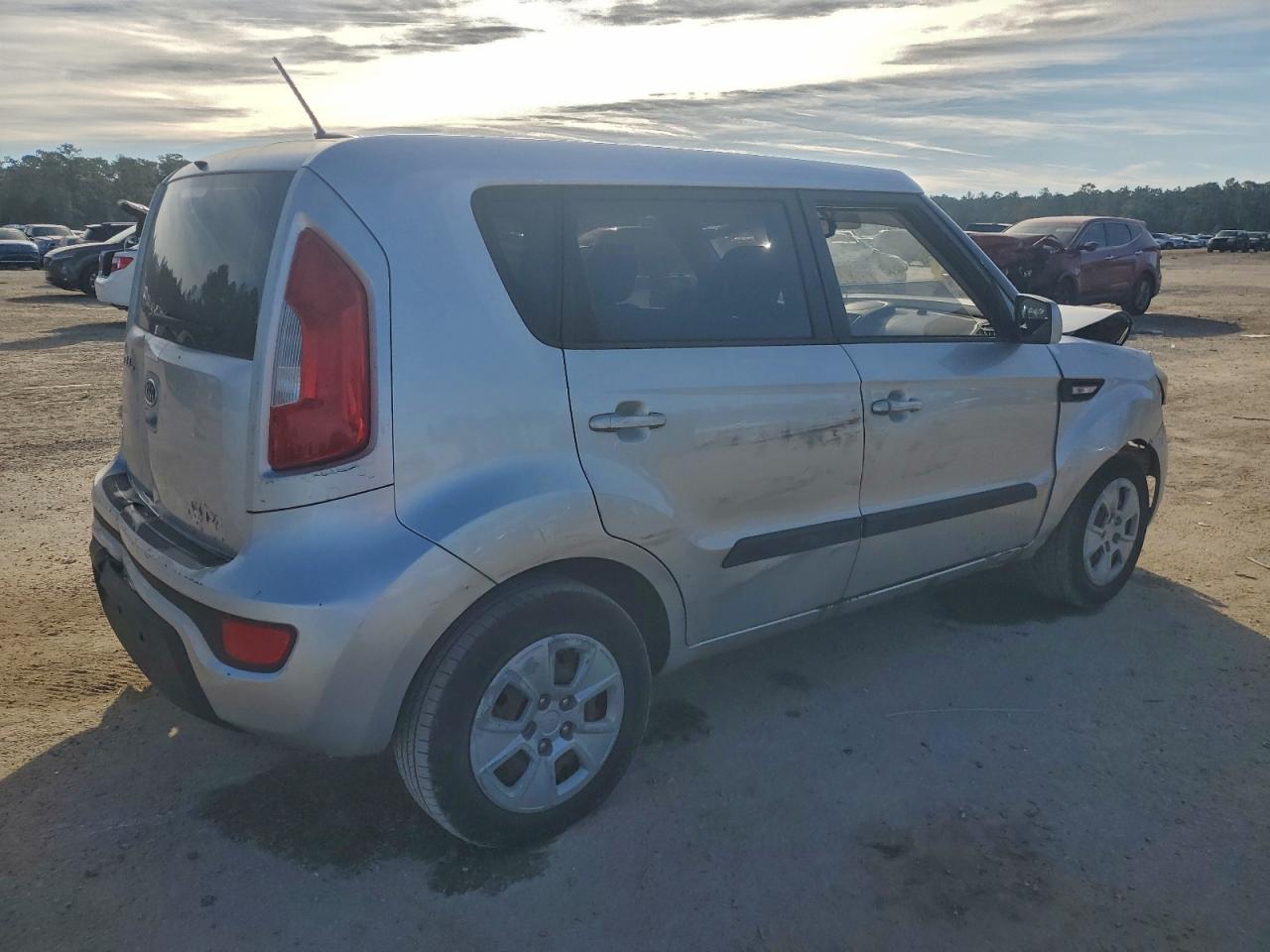 2012 KIA SOUL photo 3