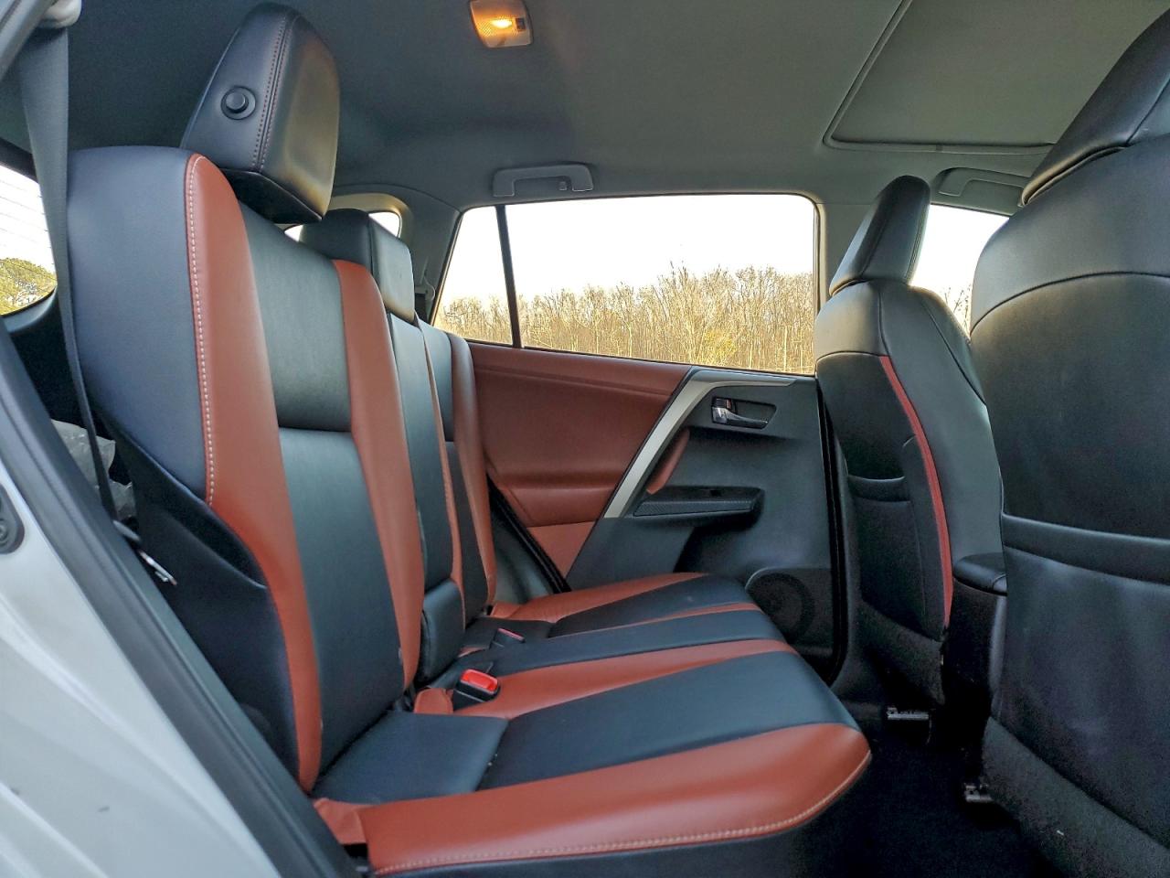 2013 TOYOTA RAV4 LIMITED photo 11