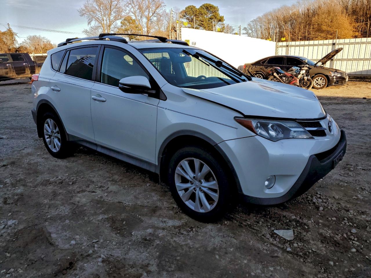 2013 TOYOTA RAV4 LIMITED photo 4