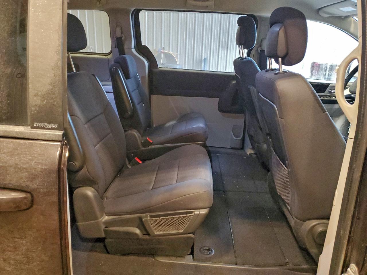 2010 DODGE GRAND CARAVAN SXT photo 11