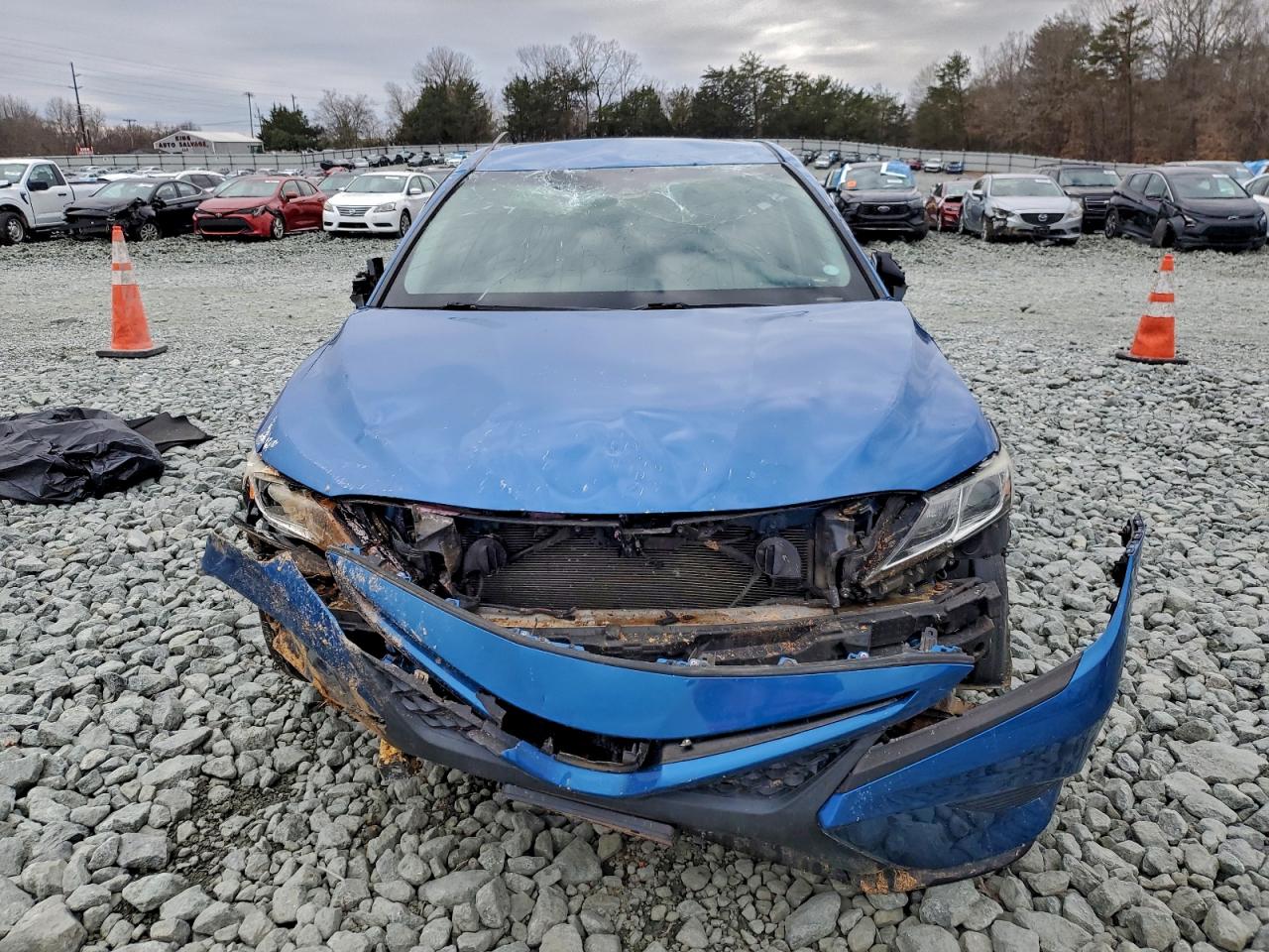 2018 TOYOTA CAMRY L photo 5