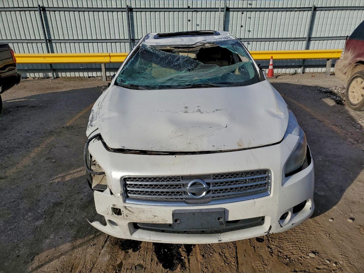 2009 NISSAN MAXIMA S photo 5