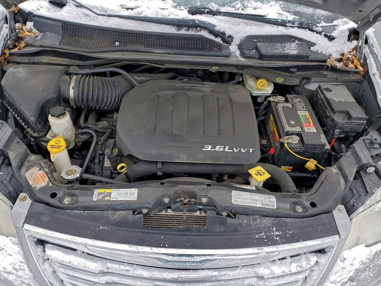 2013 CHRYSLER TOWN & COUNTRY TOURING photo 12