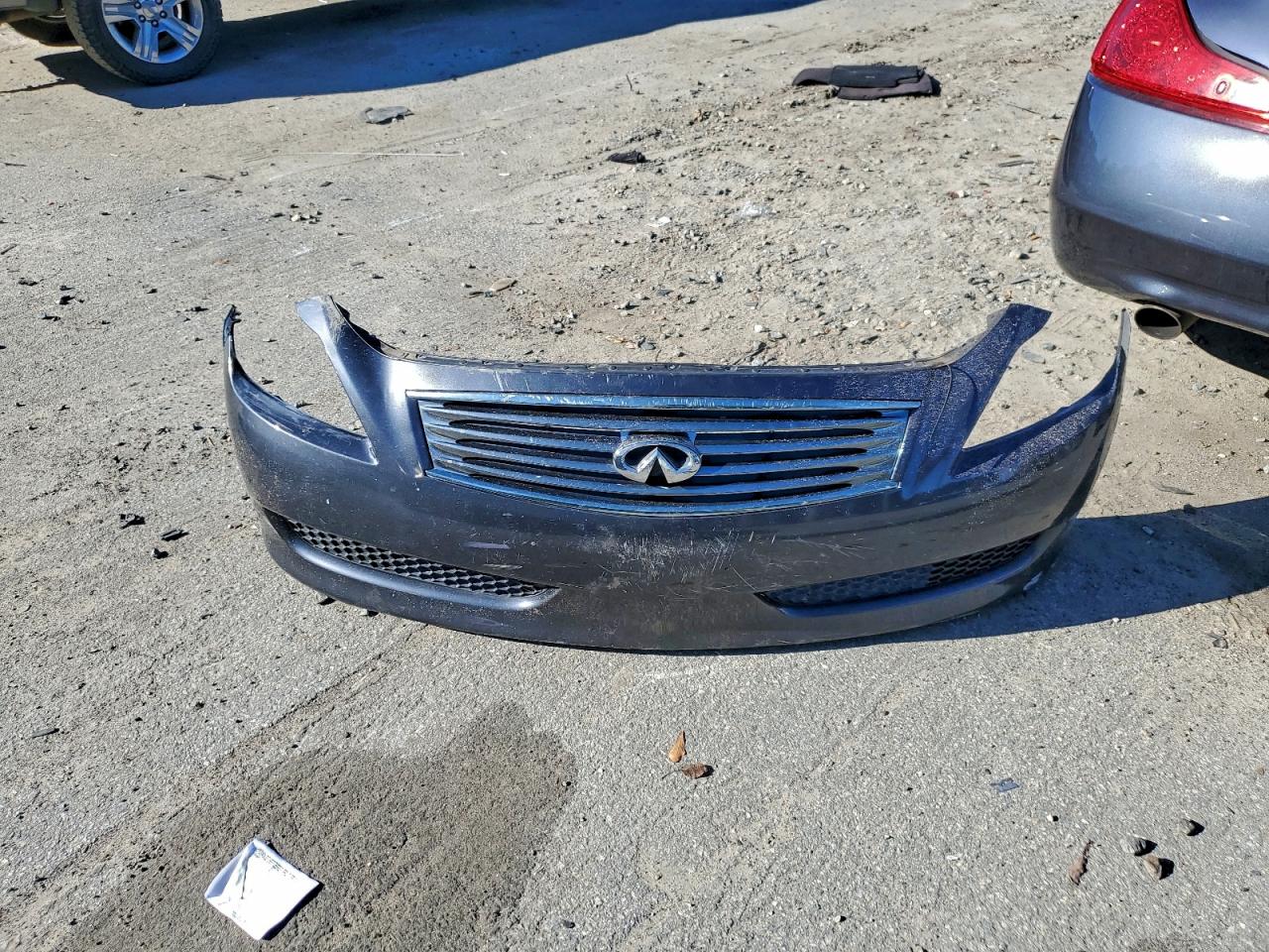 2009 INFINITI G37 BASE photo 12