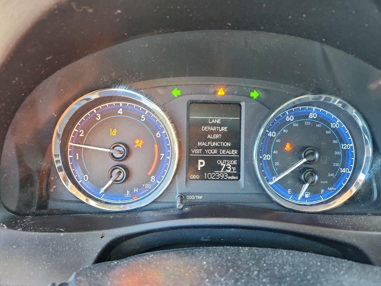 2018 TOYOTA COROLLA L photo 9