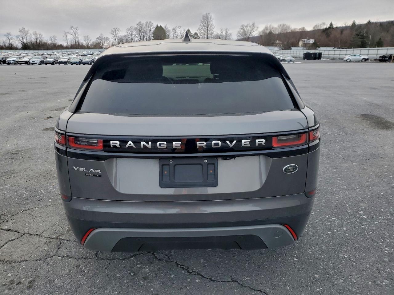 2018 LAND ROVER RANGE ROVER VELAR S photo 6