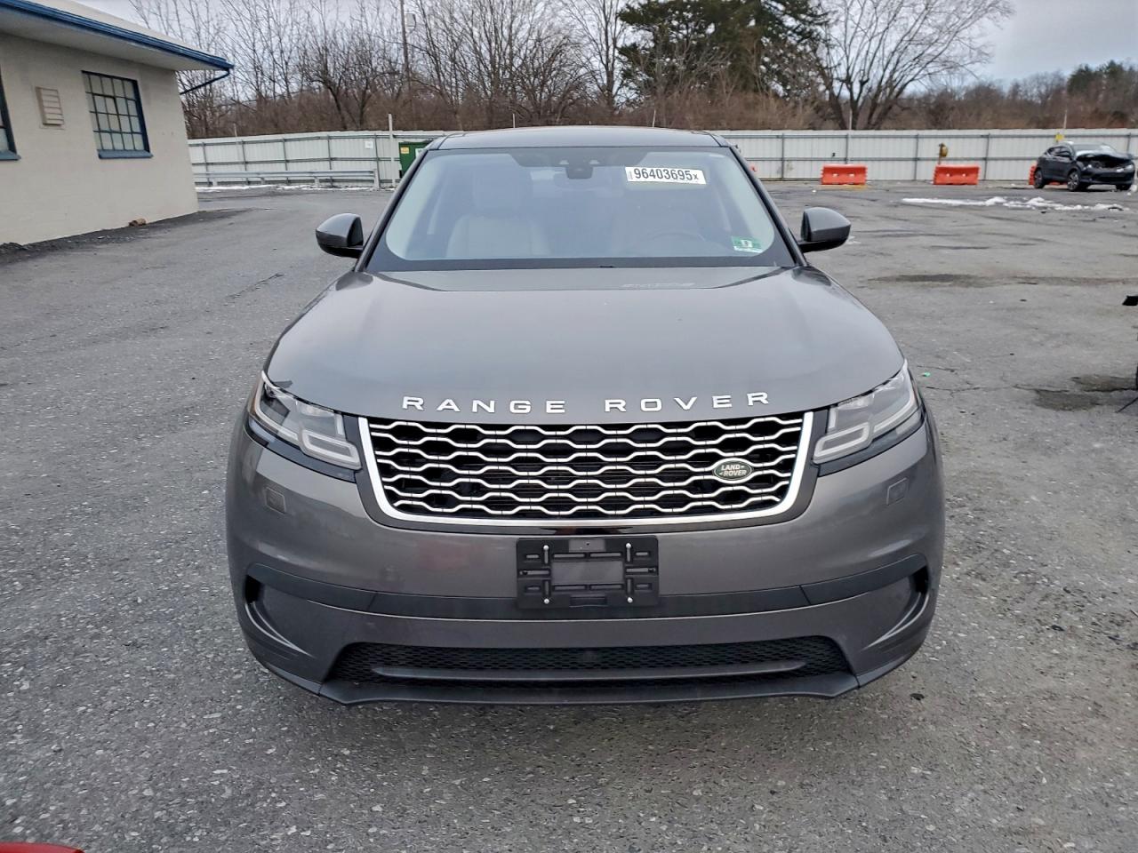 2018 LAND ROVER RANGE ROVER VELAR S photo 5