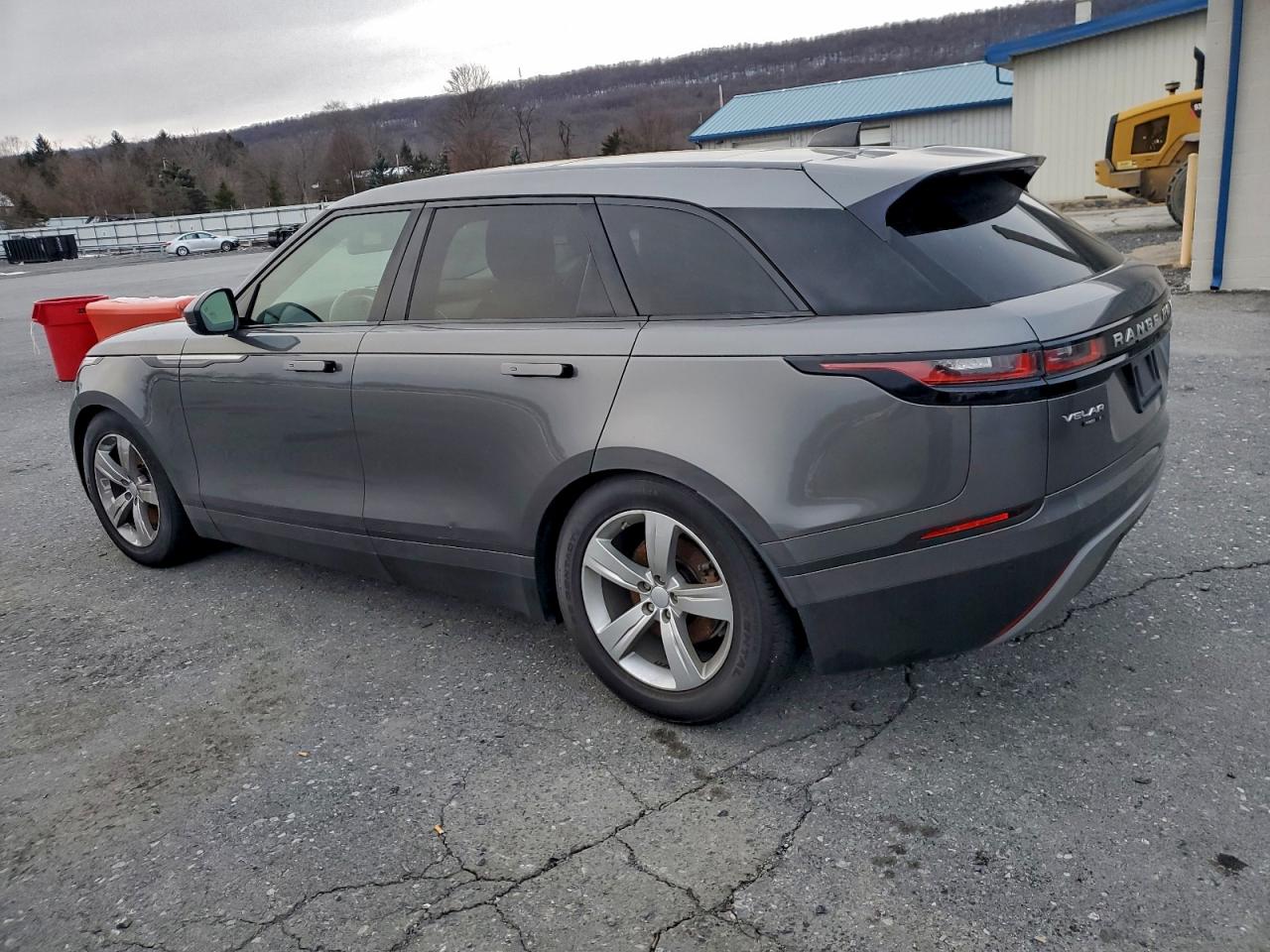 2018 LAND ROVER RANGE ROVER VELAR S photo 2