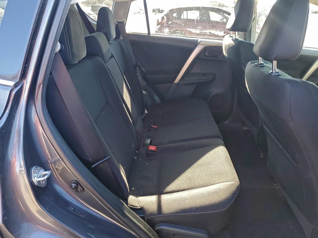 2013 TOYOTA RAV4 XLE photo 11