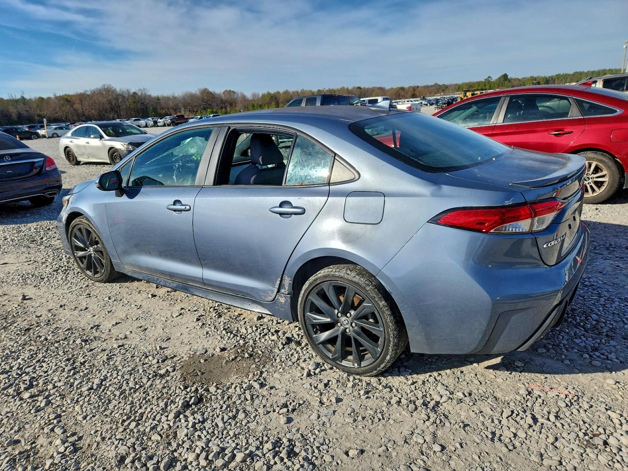 2023 TOYOTA COROLLA SE photo 2