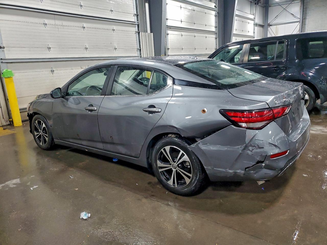 2022 NISSAN SENTRA SV photo 2