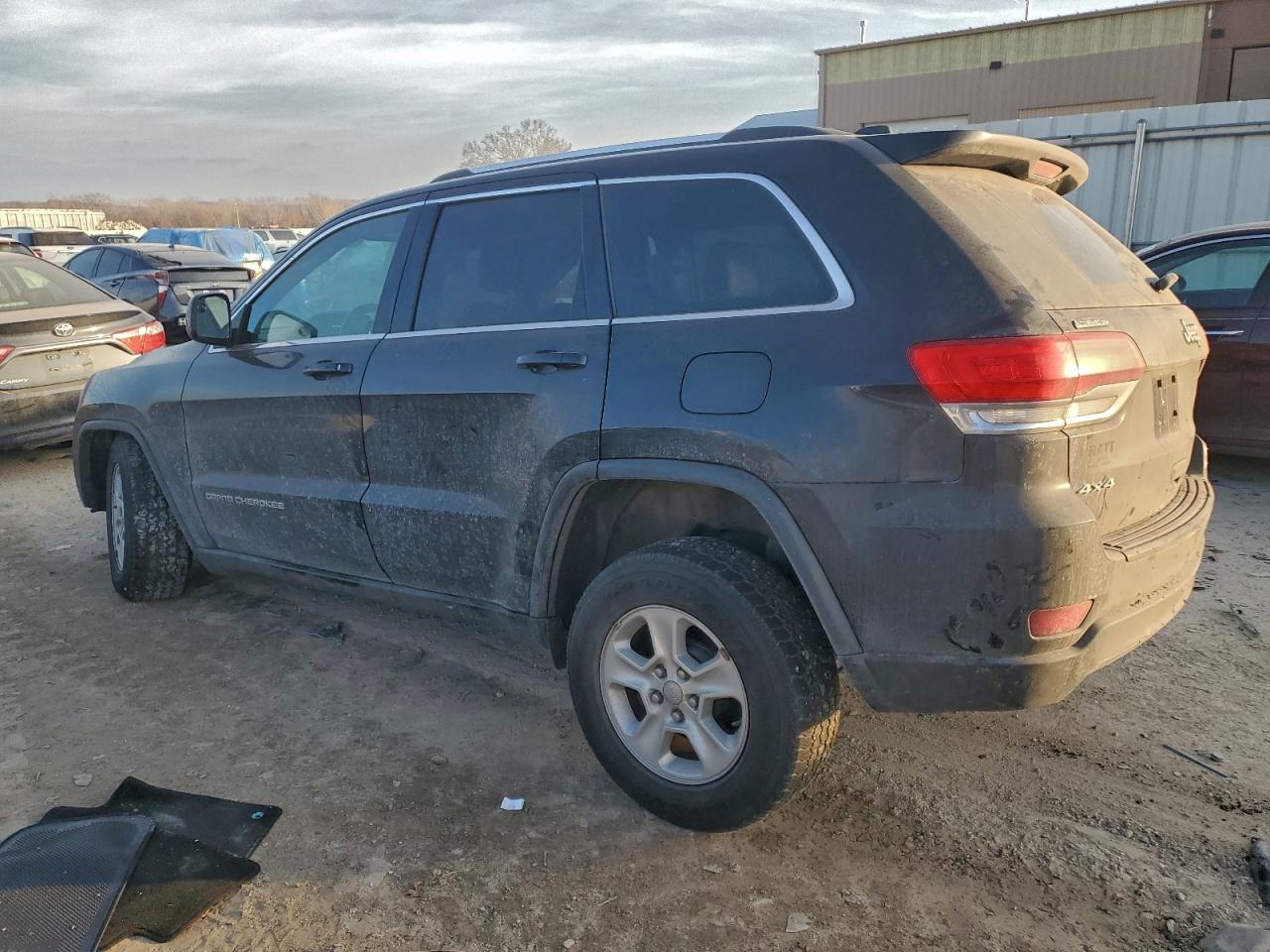 2014 JEEP GRAND CHEROKEE LAREDO photo 3