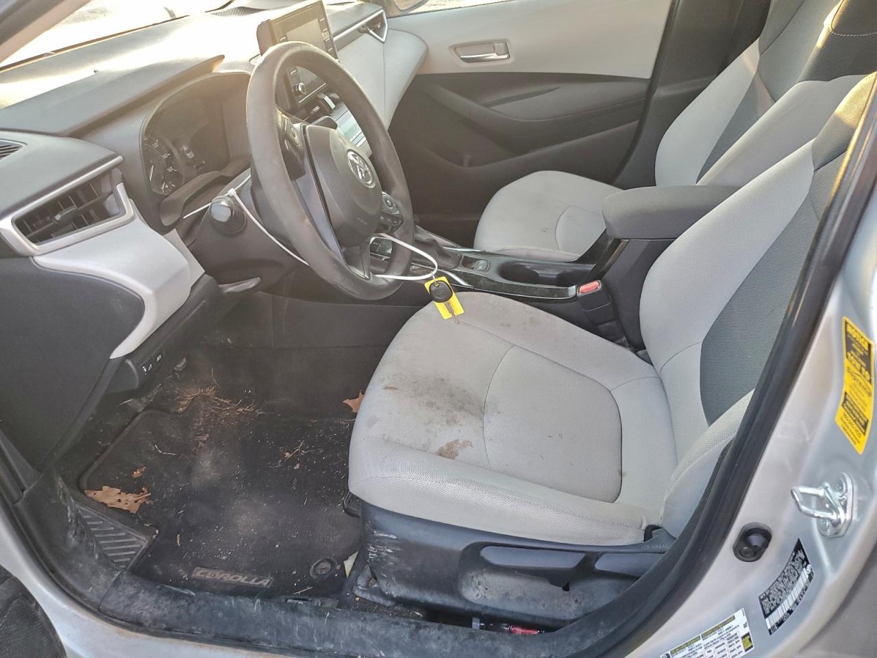 2021 TOYOTA COROLLA L photo 7