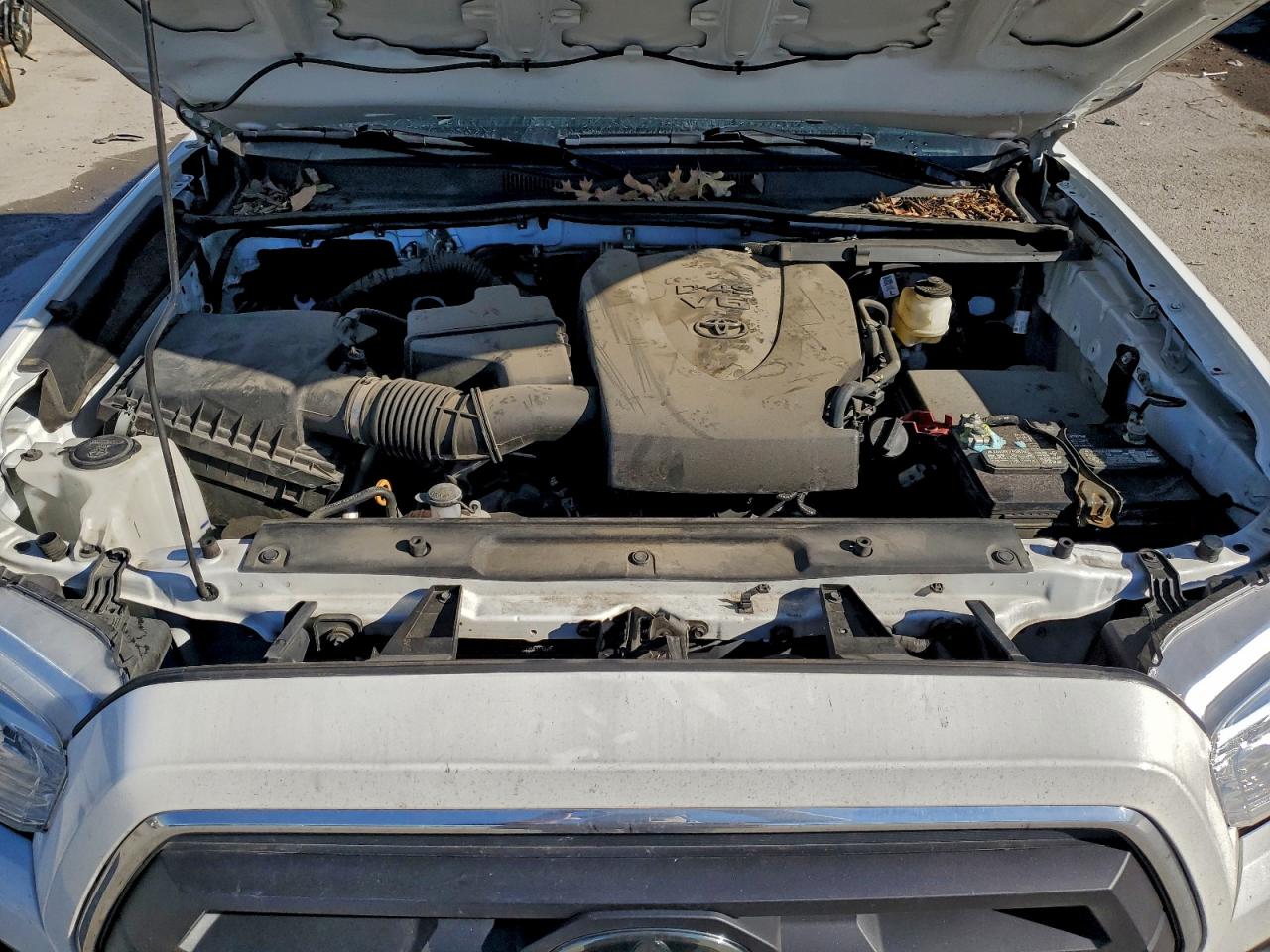 2022 TOYOTA TACOMA SR5 V6 photo 21