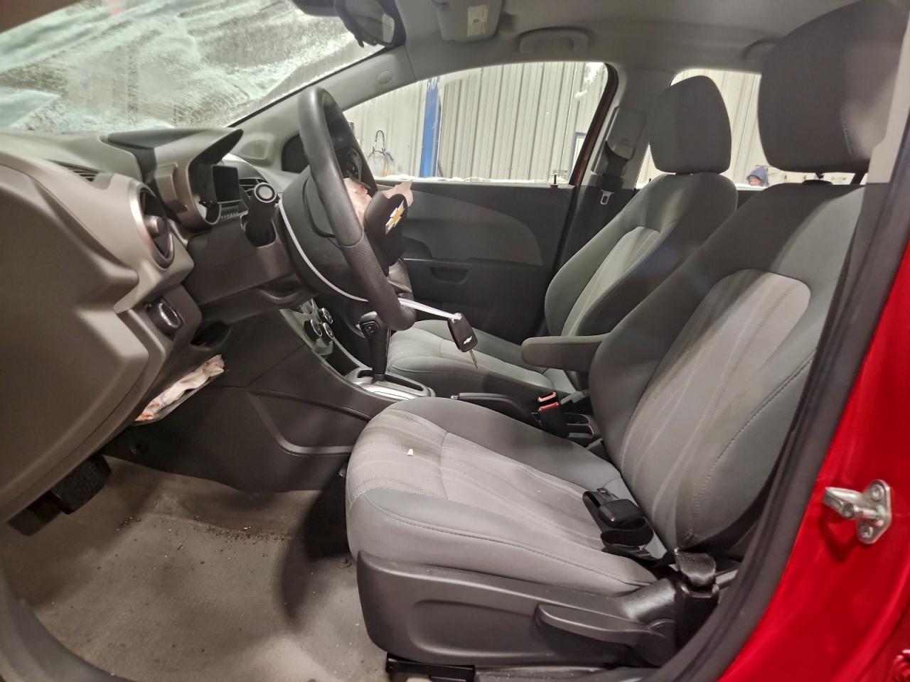2014 CHEVROLET SONIC LT photo 7