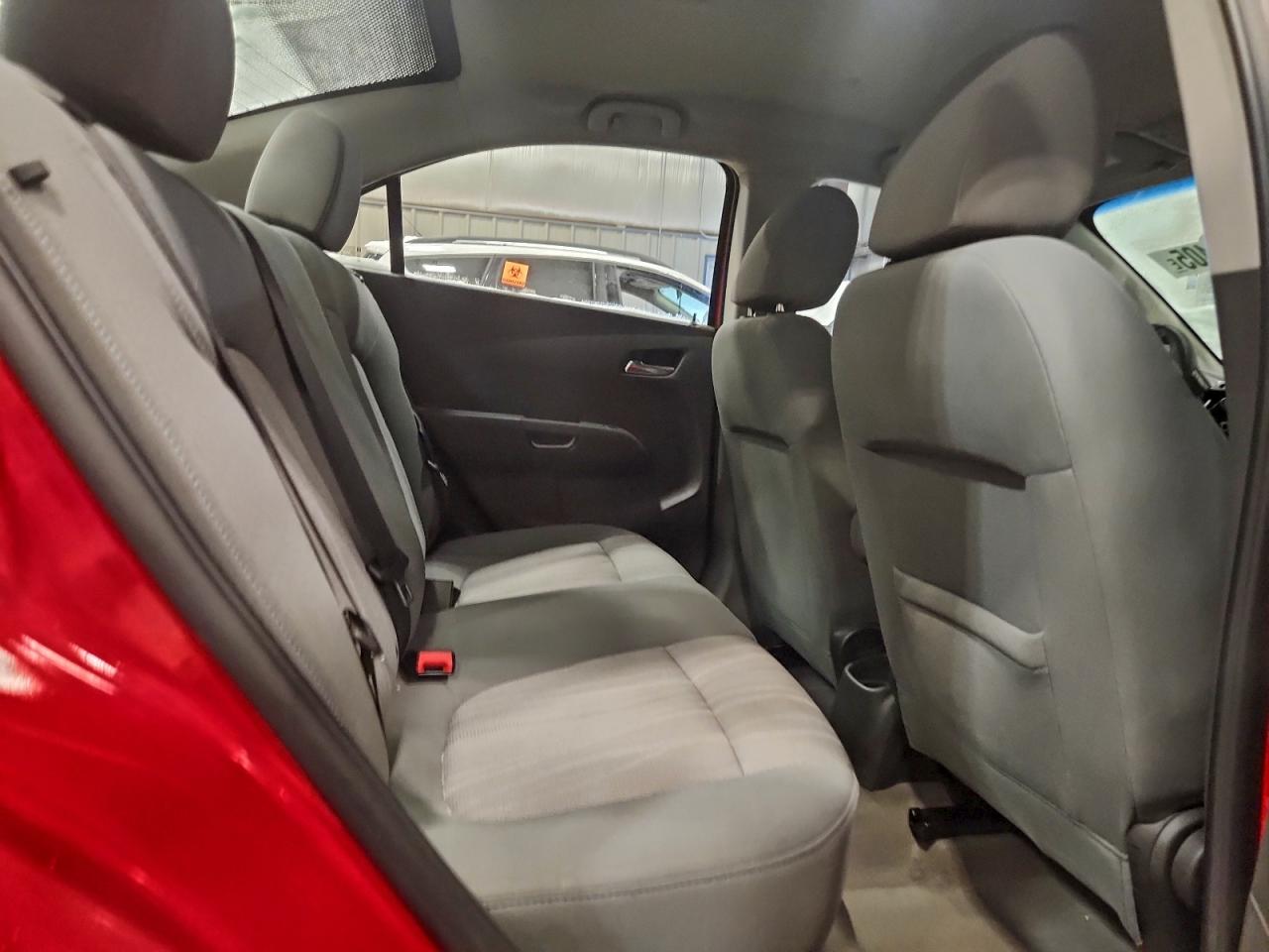 2014 CHEVROLET SONIC LT photo 10