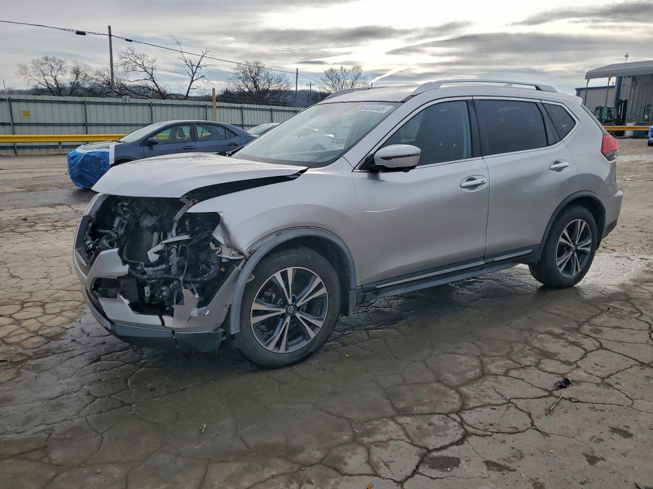 2017 NISSAN ROGUE