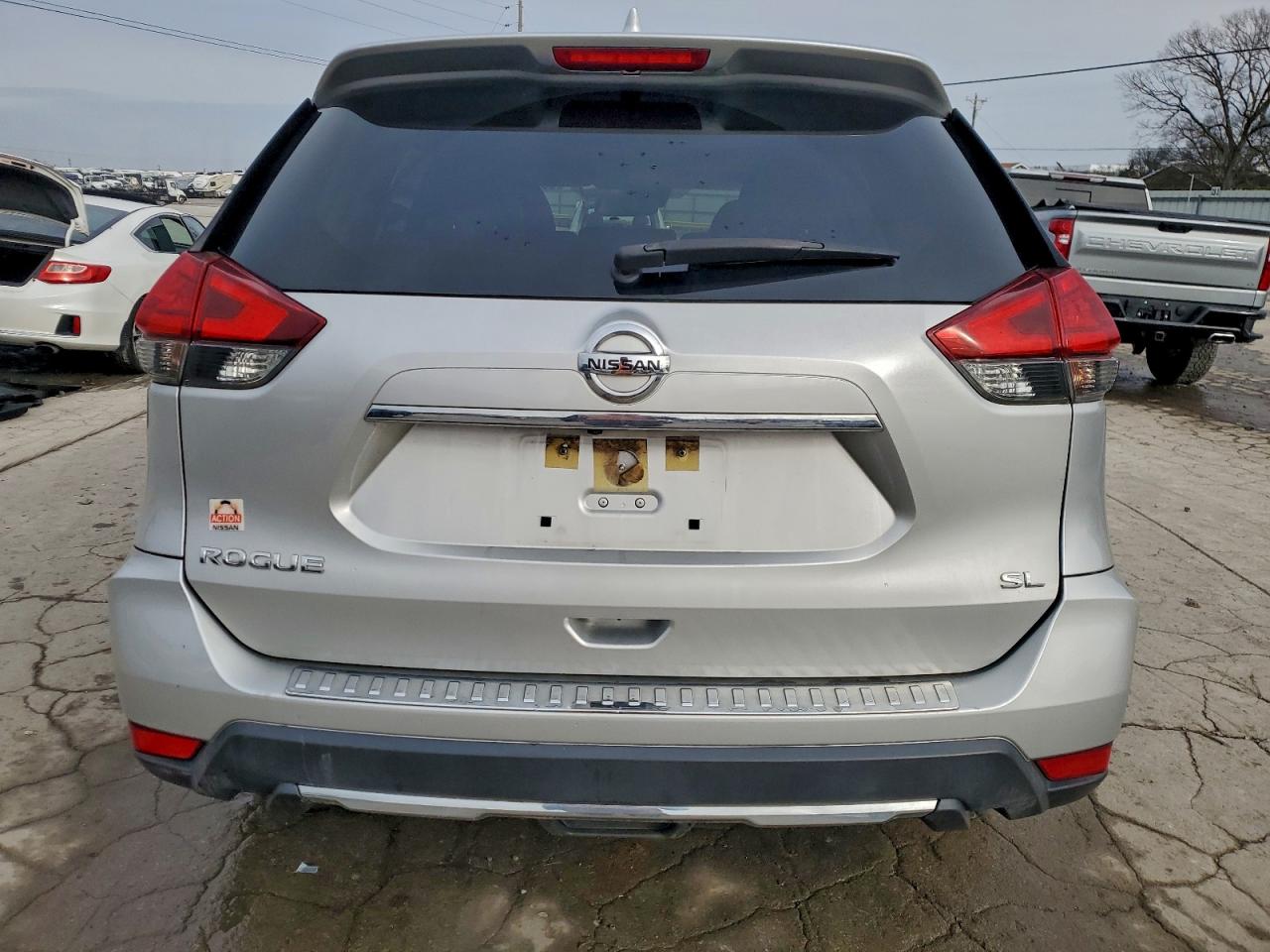 2017 NISSAN ROGUE S photo 6