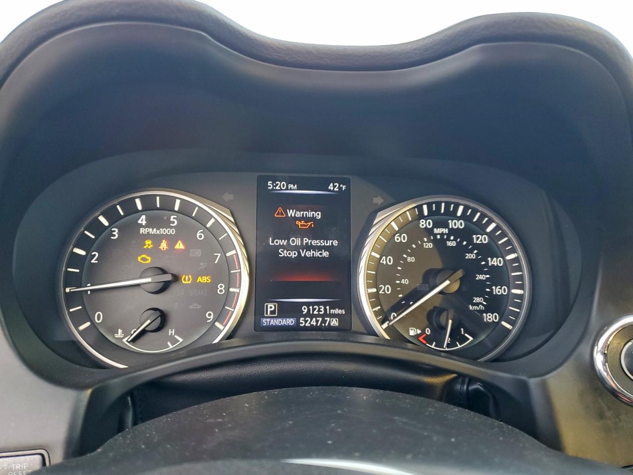 2018 INFINITI Q50 LUXE photo 9