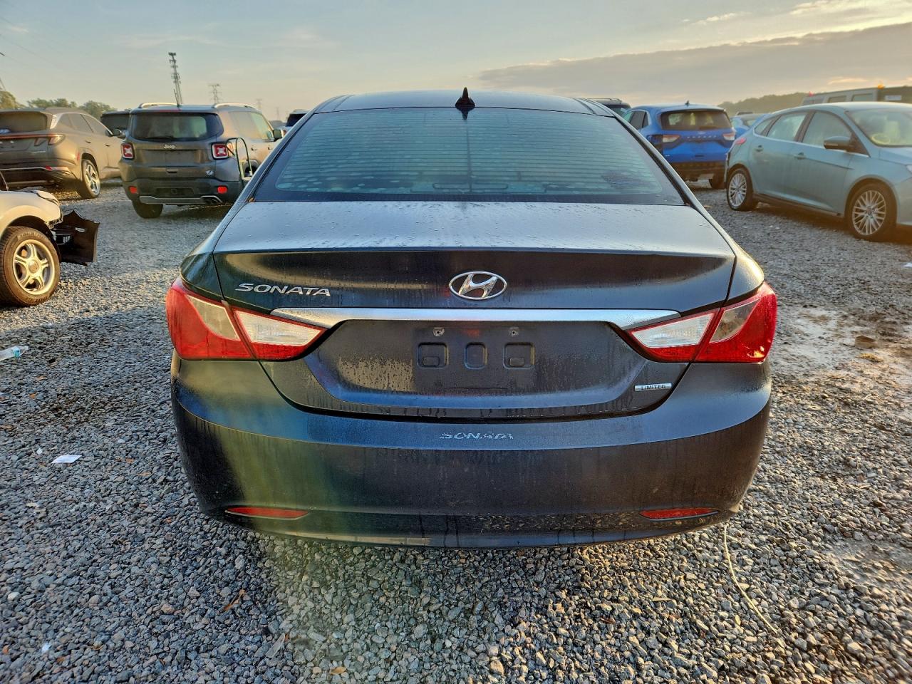 2012 HYUNDAI SONATA SE photo 6