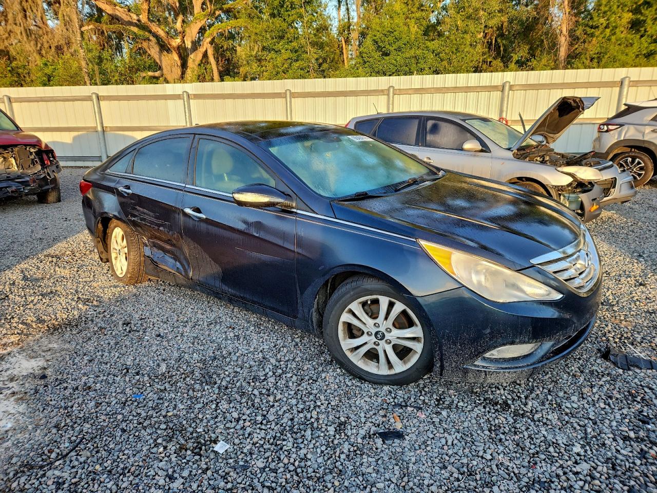 2012 HYUNDAI SONATA SE photo 4