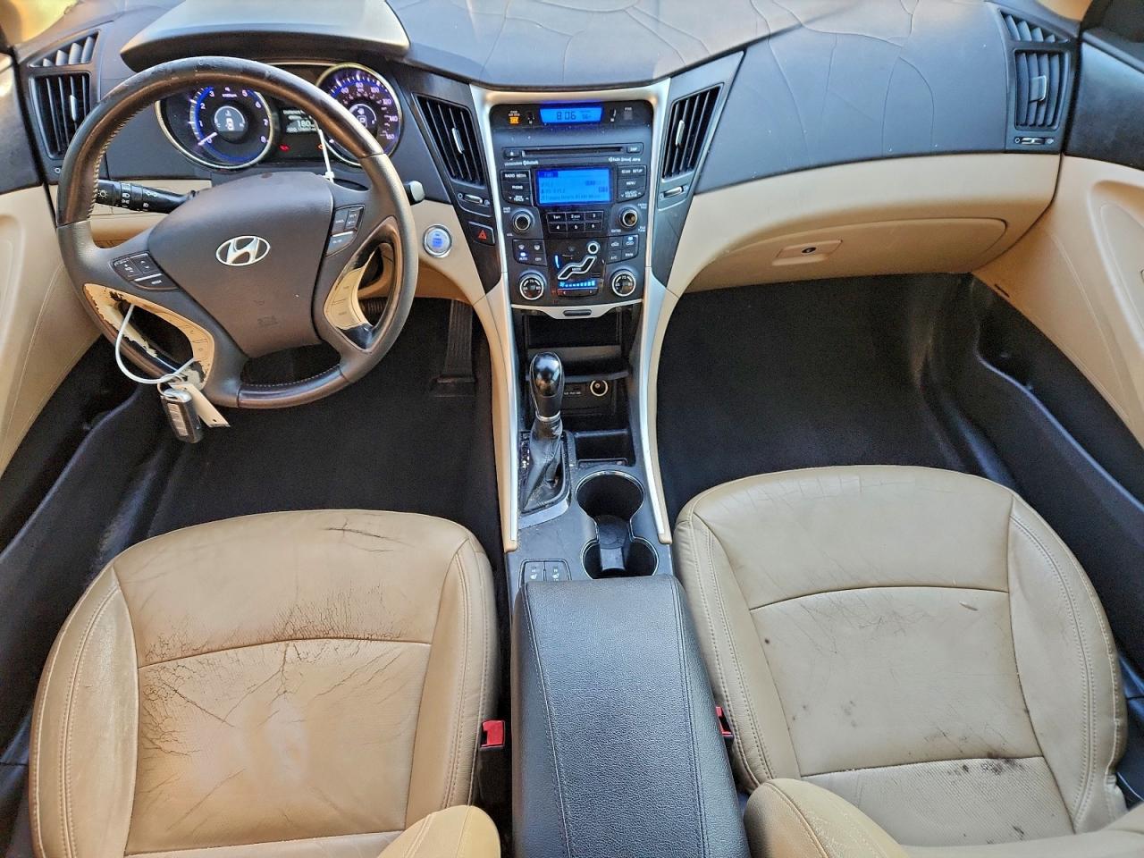 2012 HYUNDAI SONATA SE photo 8