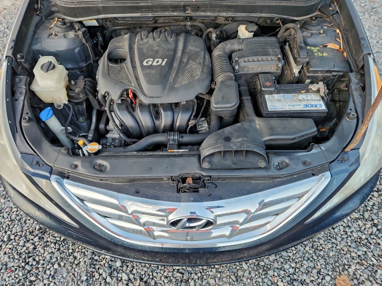 2012 HYUNDAI SONATA SE photo 11