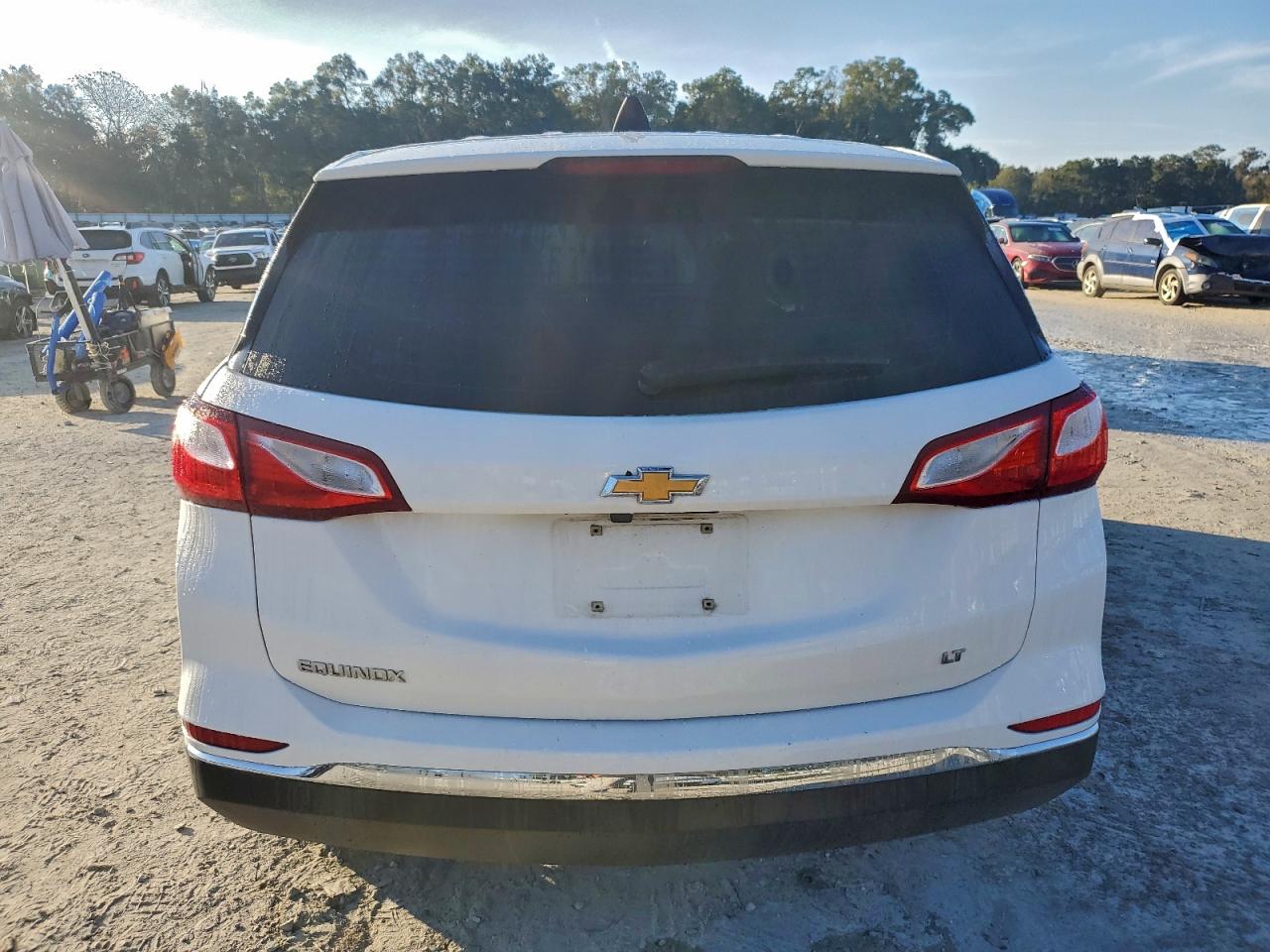2021 CHEVROLET EQUINOX LT photo 6